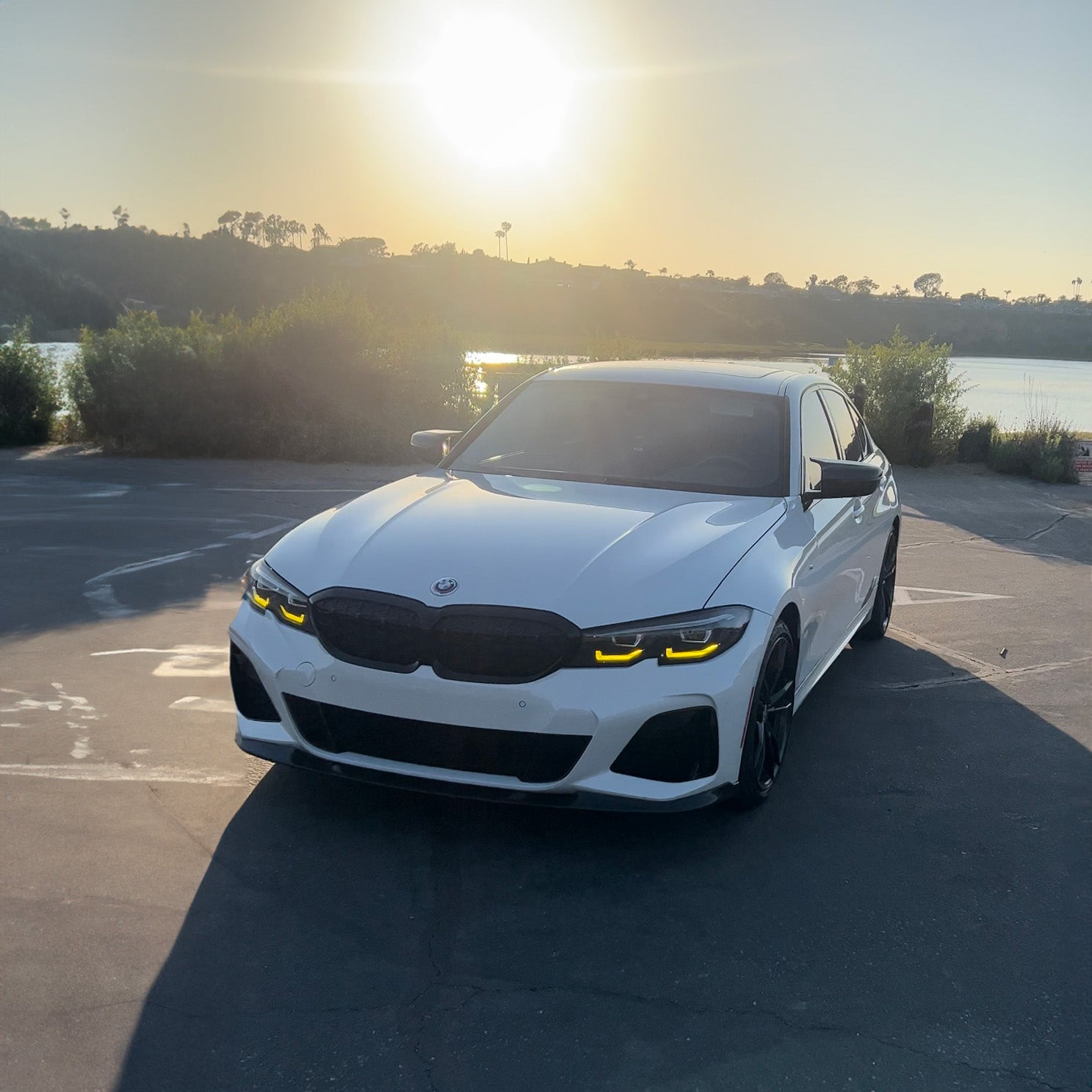 Bmw g20 daytime running lights hotsell