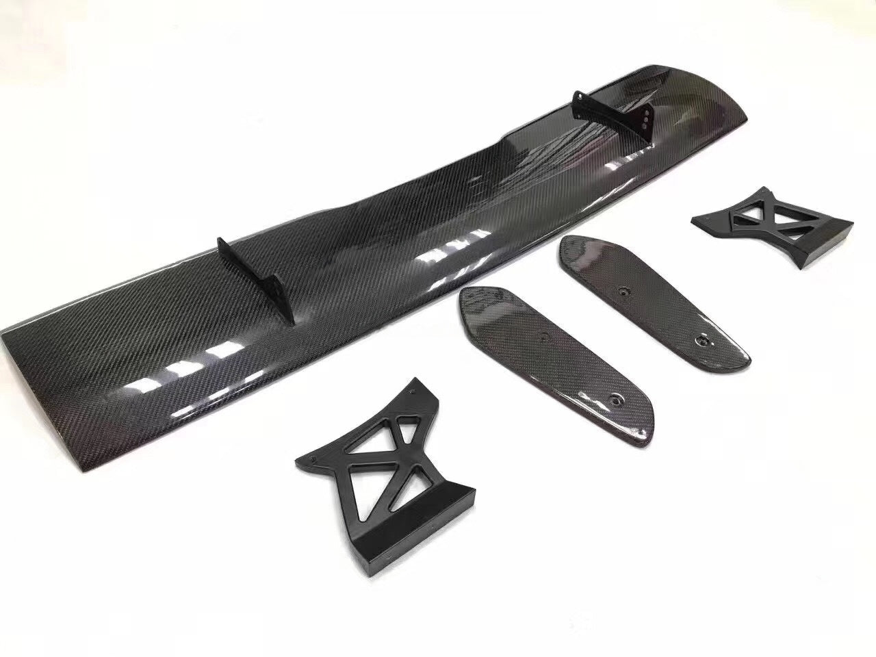 Carbon Fiber GTS Style Trunk Mounted Wing Spoiler for F30 / F32 / F80 / F82 BMW 3 / 4 Series M3 M4